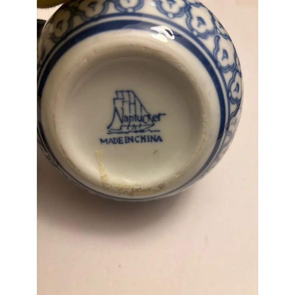 Nantucket‎ Blue White Ceramic Teapot Wicker Handle Decorative Asian Style
